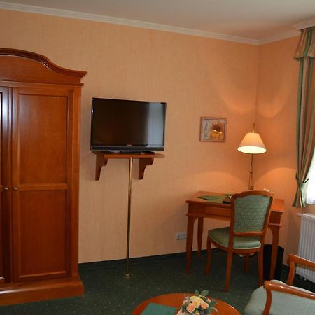 Hotel Alter Kutschenbauer - Вернигероде Экстерьер фото