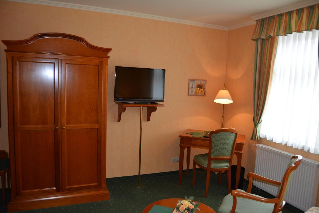 Hotel Alter Kutschenbauer - Вернигероде Экстерьер фото